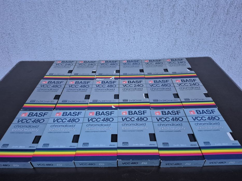 Vând 18 casete video 2000 VCC ,originale Basf 480minute,2×4h cu filme