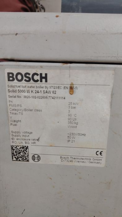 Se vinde centrala pe lemne bosch