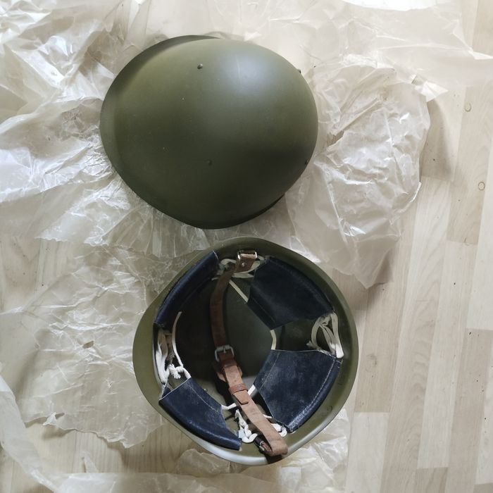 Каски, новые СССР.