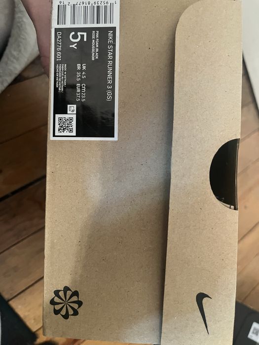 Продавам маратонки Nike STAR RUNNER 3