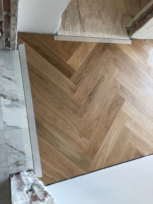 Montaj Parchet stratificat lipit/spc heringbone/chevron/ lamint/plinta