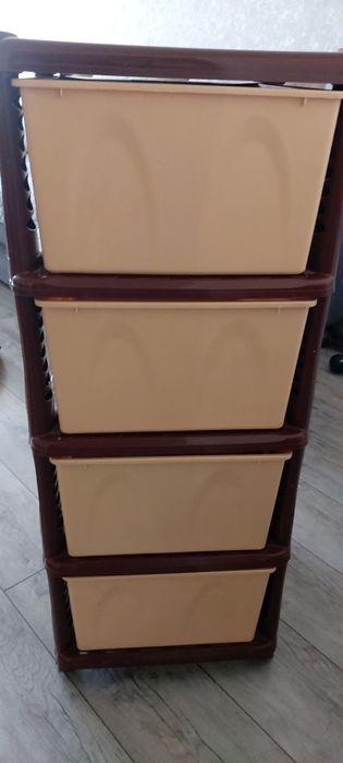 Продам пластиковый комод