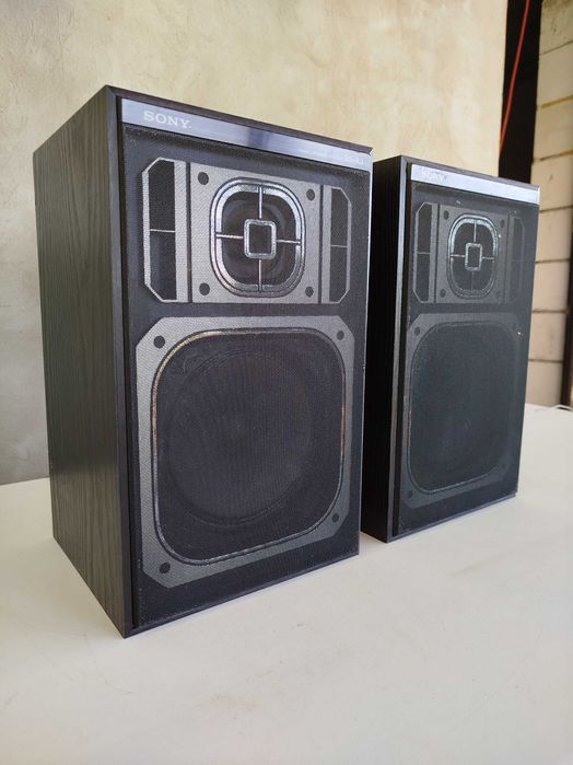 Boxe raft Sony model: SS-A3. Made in UK. model deosebit!