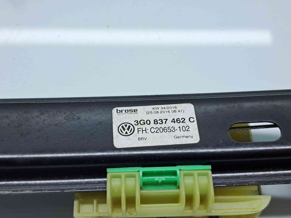 Macara electrica geam dreapta fata Volkswagen Passat B8 Variant (3G5)