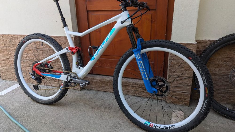 Bicicleta MTB carbon 1x12 xtr roti carbon xc full suspension cube trek