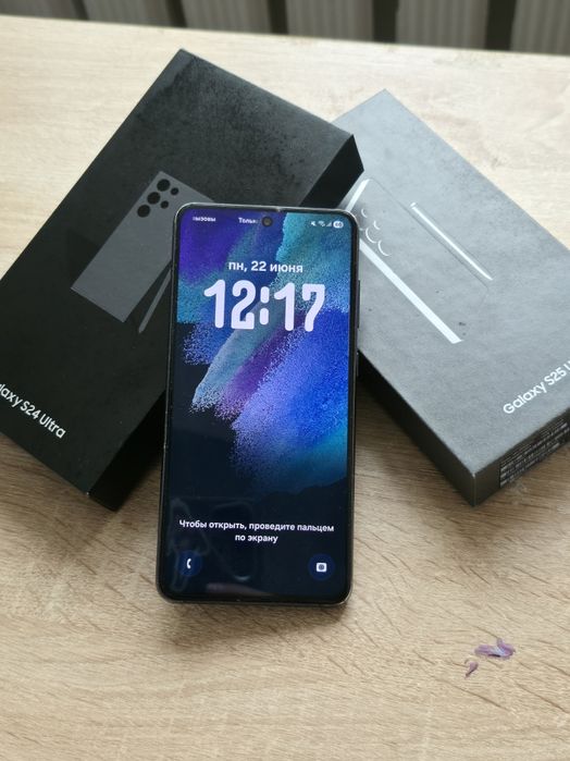 Samsung s21 FE 256Гб
