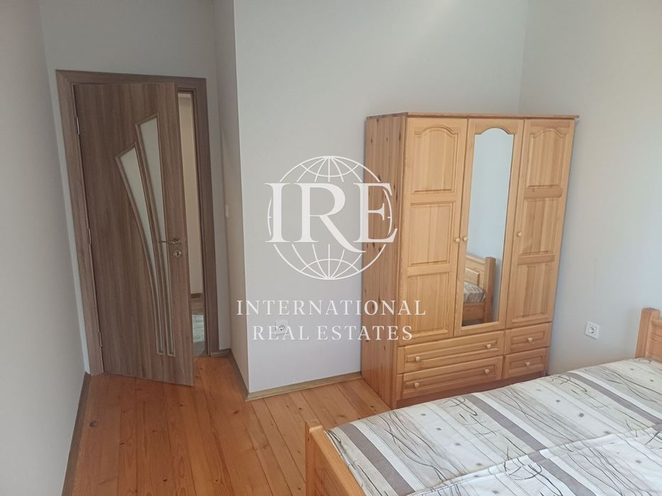 Продава се Двустаен апартамент в Варна, Левски - 64 кв.м за 2422 €/кв.м - Снимка #3