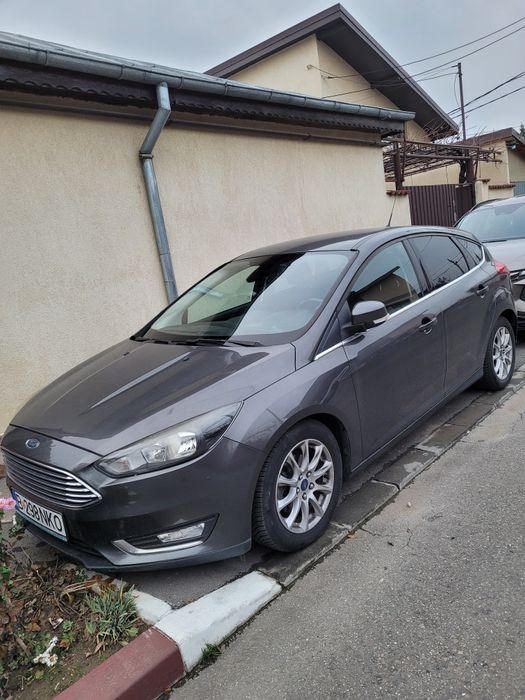 Mașina de vanzare Ford Focus anul 2017