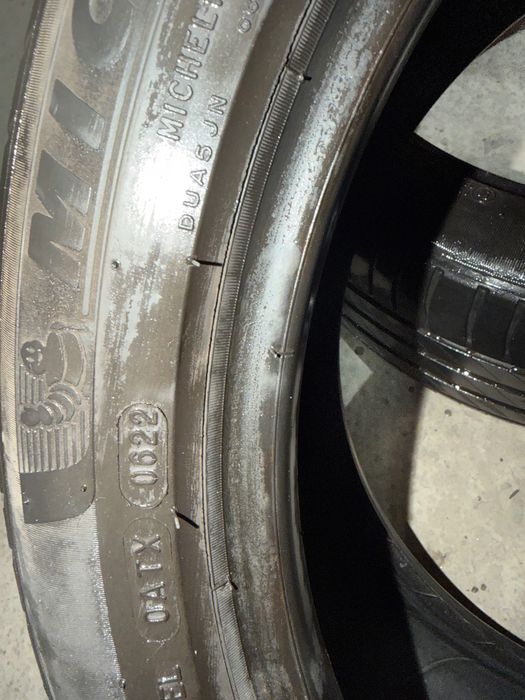 Vând anvelope vară Michelin primacy