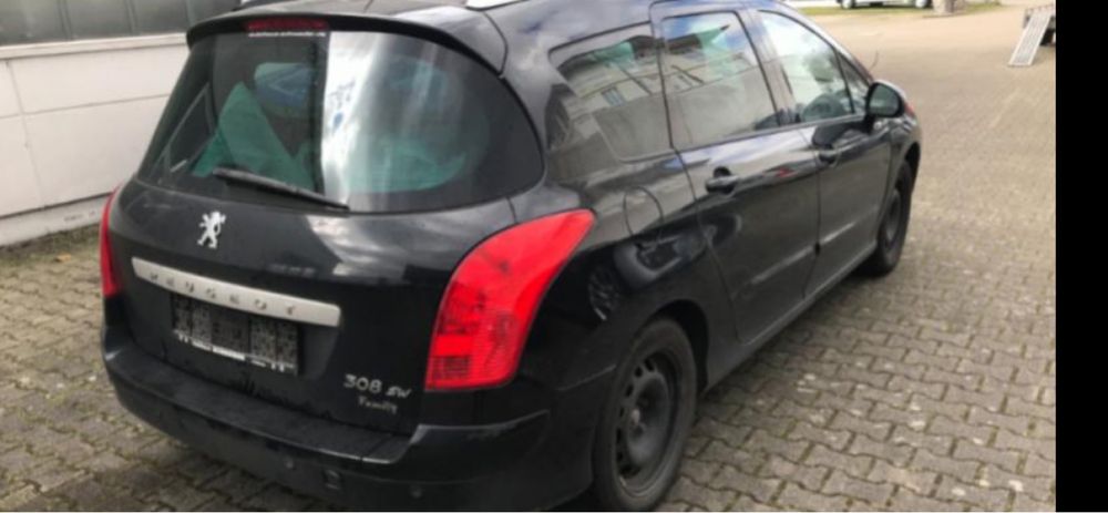 Продава се само на части Peugeot 308 2.0 hdi SW 2010