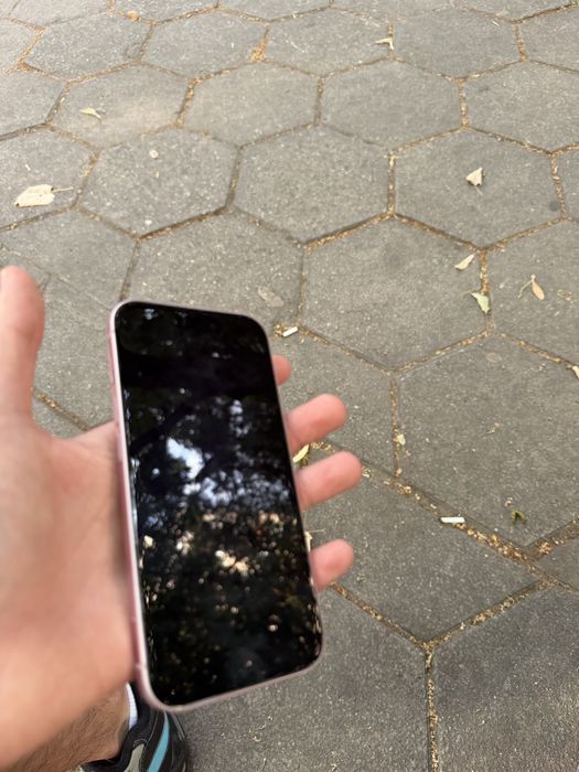Iphone 15 ПЕРФЕКТНИ!