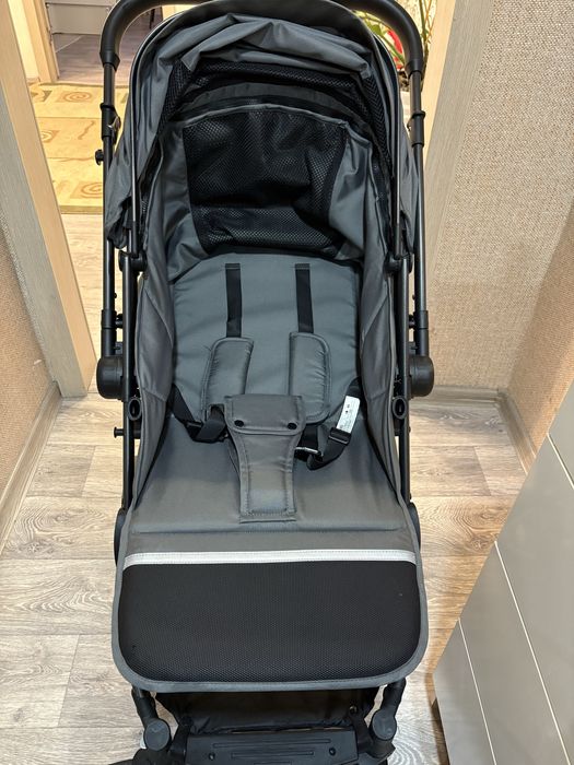 Коляска прогулочная.