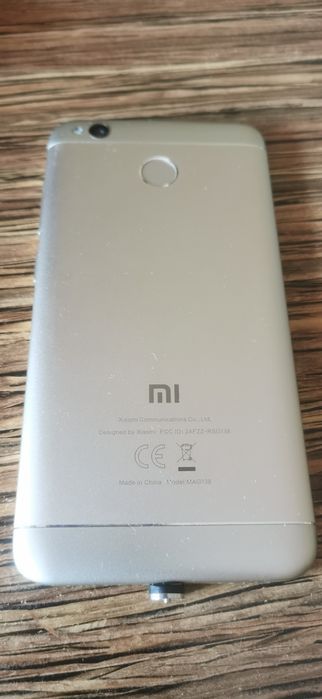 Продам смартфон Xiaomi Redmi 4x