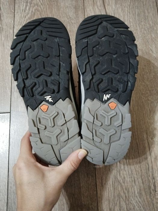 Обувки за момче!