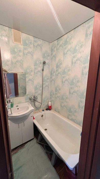 Продается 2 ком квартира район Айгуль