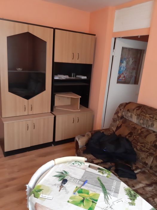 Vand garsonieră în Deva