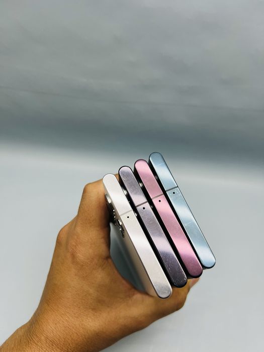 Samsung galaxy S22 Ultra 12/256Gb  original kuk