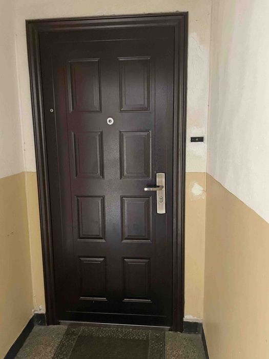 Продава се Двустаен апартамент в Казанлък - 55 кв.м за 1159 €/кв.м - Снимка #1