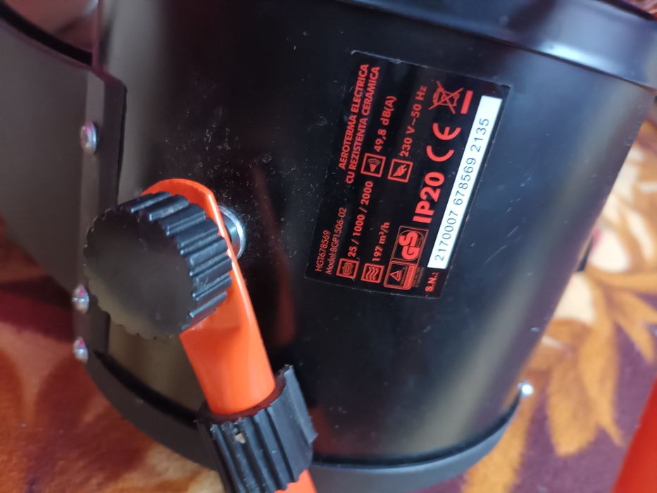 Vând radiator evotols