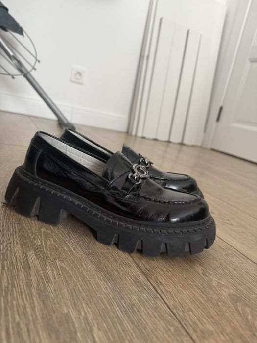 Продаются классные лоферы всего пару раз