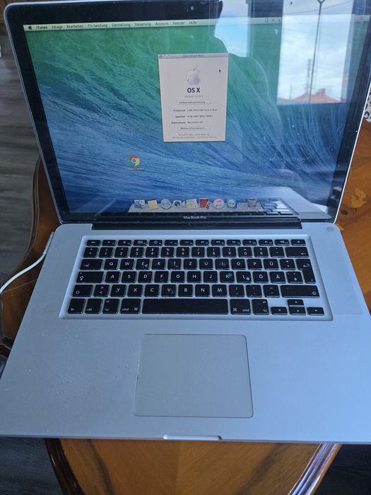 MacBook Pro 15" Mid 2009 / Intel 2.66GHz / 4GB RAM / 320GB HDD / Две видеокарти