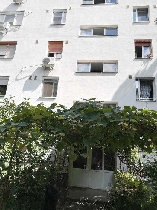 Apartament 3 camere Titan