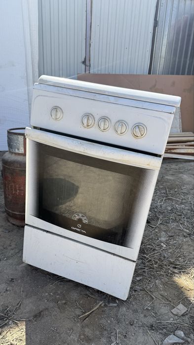 Газ , стиралка , холодильник, двери