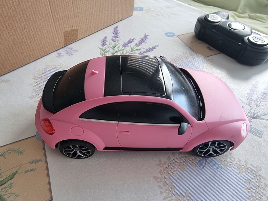 Радио управляема количка VW Beetle 1:24