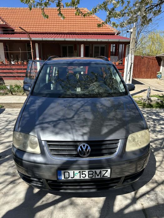 VW Touran 1.9 TDI 2003 | Întreținut | Distributie + Service | Clima