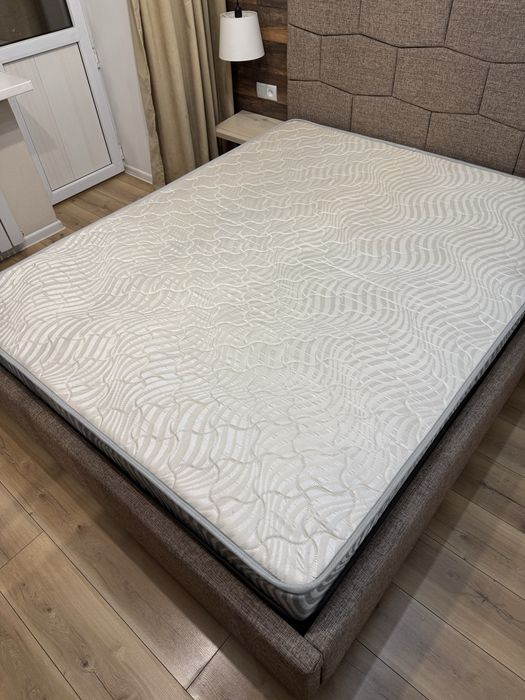 Продам матрас 160*200