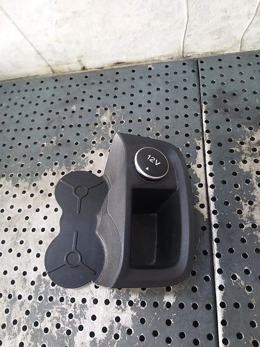 Scrumiera priza ford focus 3 bm51a047a