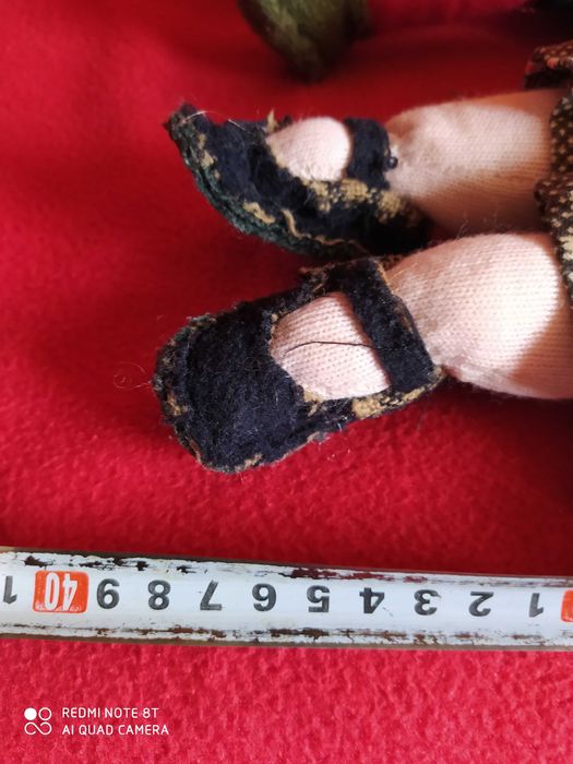 Стари ръчно направени кукли