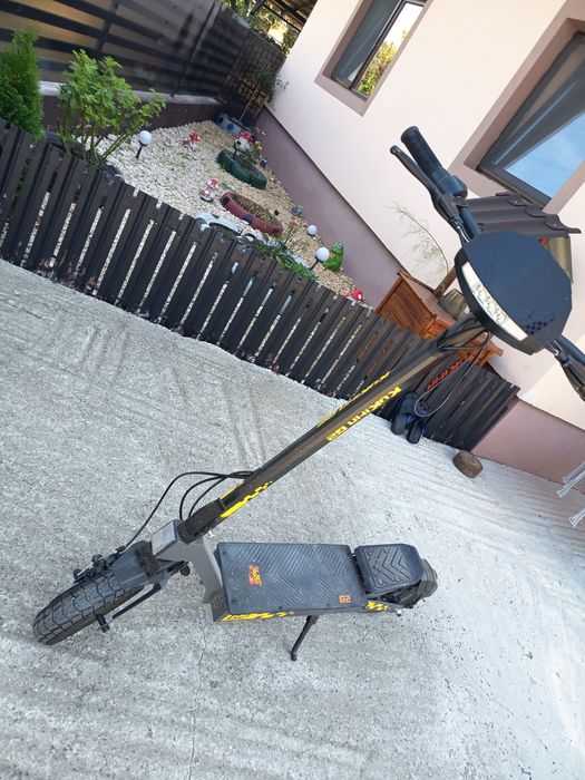 Trotinetă Kukirin g2 2026