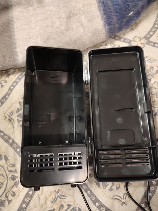 Mini frigider pe USB pentru doze