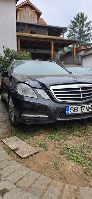 Mercedes Benz e 250