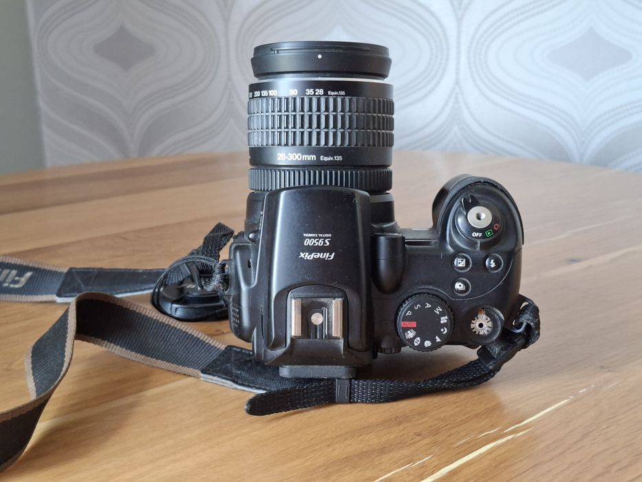 Fujifilm FinePix S9500
