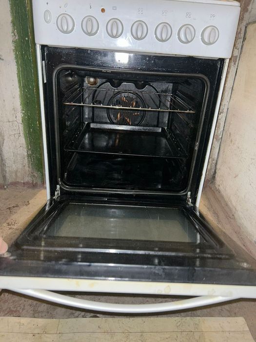 Продаю газову плиту