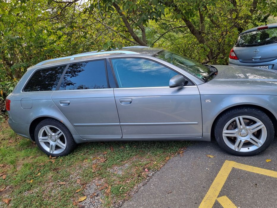 Vand audi A4b7 170 cp 3200€ negociabil