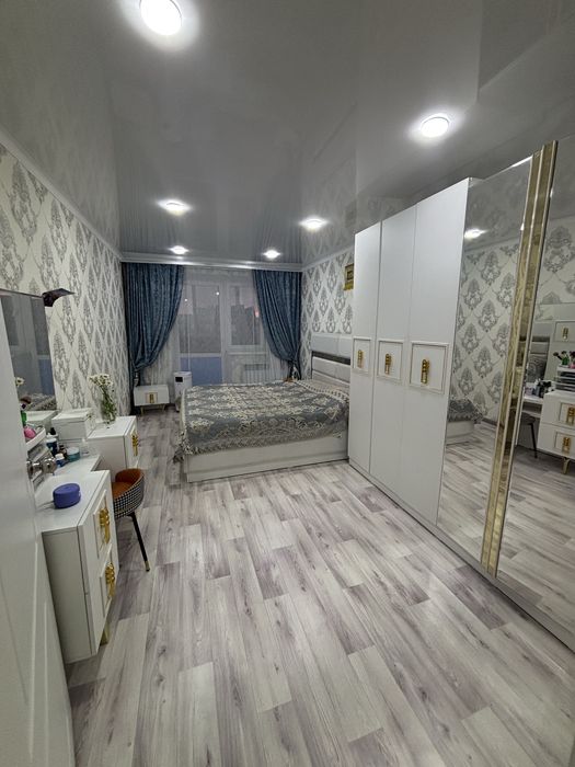 Продам трехкомнатную квартиру