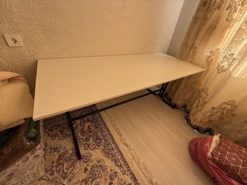 Ұзын стол сатылады