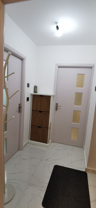 Închiriez Apartament open space