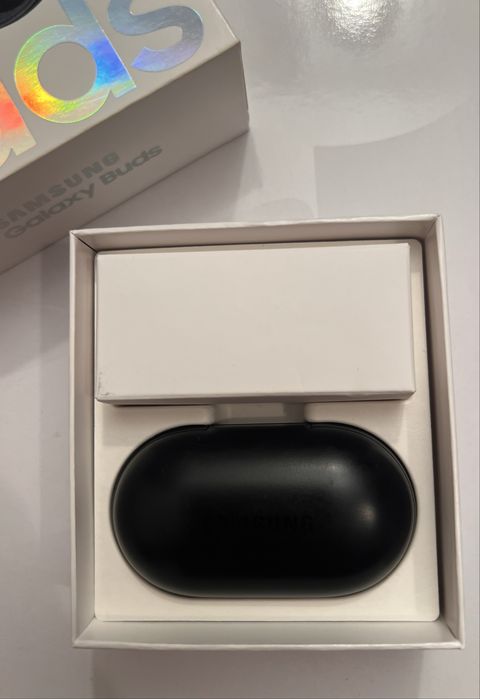 Безжични Слушалки Samsung Galaxy Buds