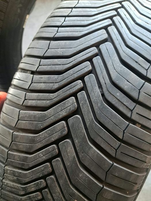 2 anvelope Cross Climate 225 55 r17 Michelin