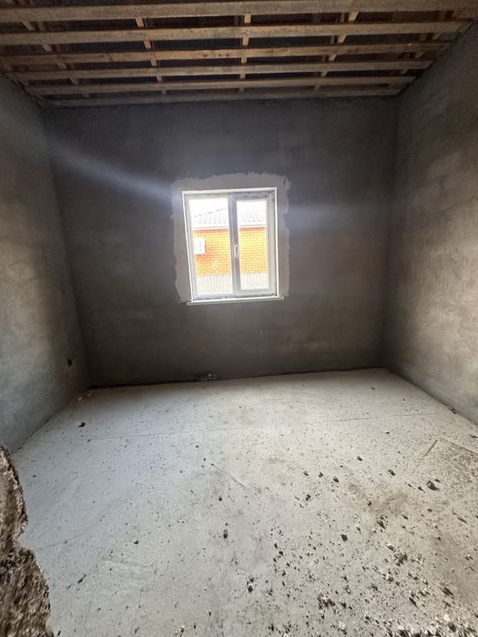 Недостроеный дом