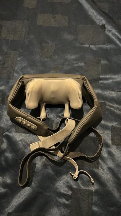 Массажер для шеи и плеч.