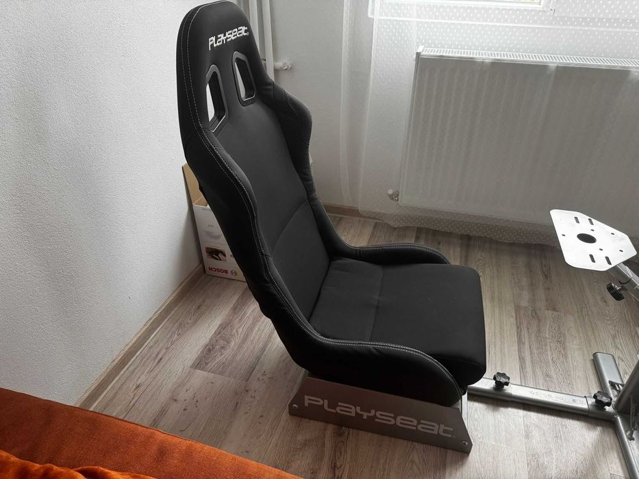 Playseat Evolution - Scaun pentru volan de gaming