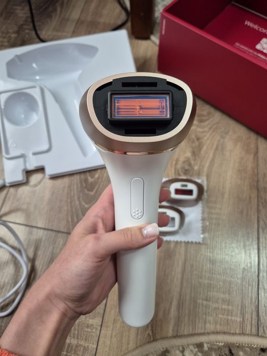 Philips Lumea Seria 9900 BRI973/00 Rose Gold/Alb