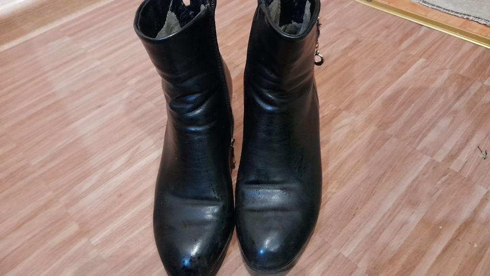 Женские осенние сапоги