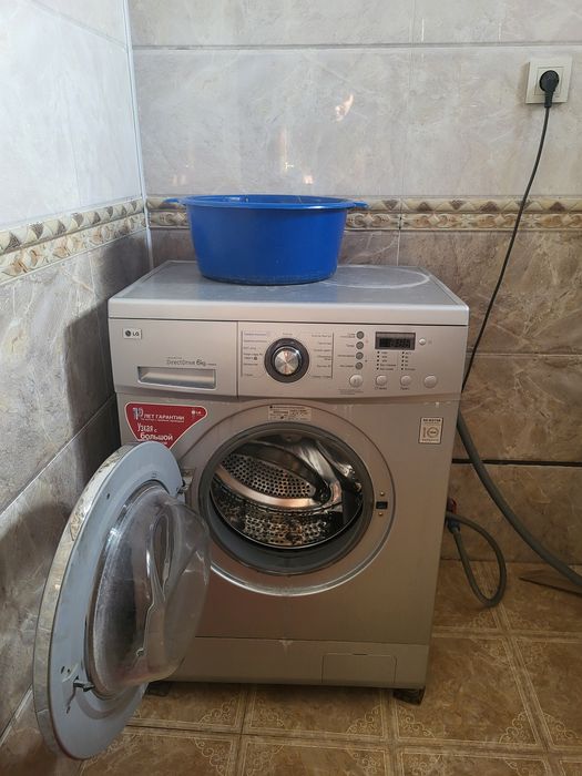 Продам стриральную машину