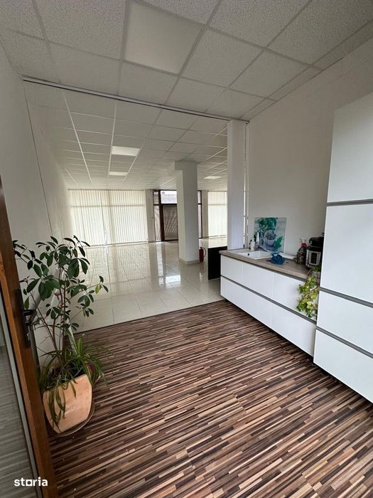 SUPER OFERTA!!! Spatiu comercial de vanzare in zona Parneava